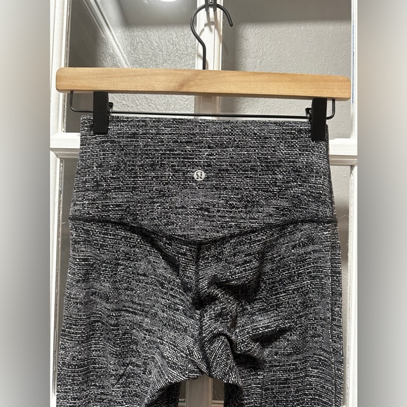 Lululemon Align Crop -Twillines Ice Grey Black - Picture 8 of 9